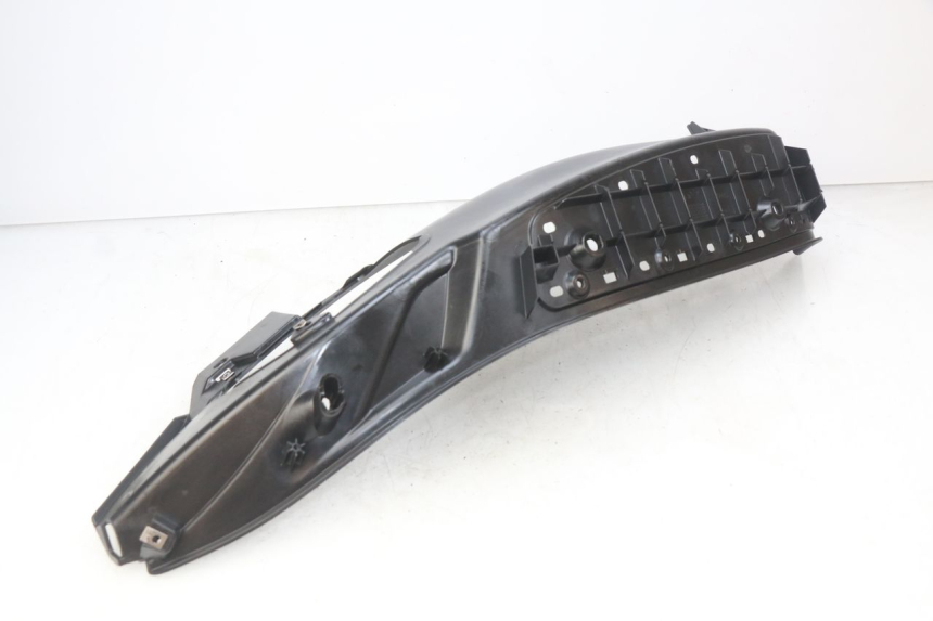 photo de PEDANA SINISTRA PIAGGIO MP3 500 (2014 - 2017) - Dettaglio del componente