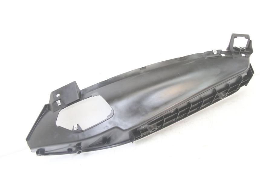 photo de PEDANA SINISTRA PIAGGIO MP3 500 (2014 - 2017) - Primo piano tecnico