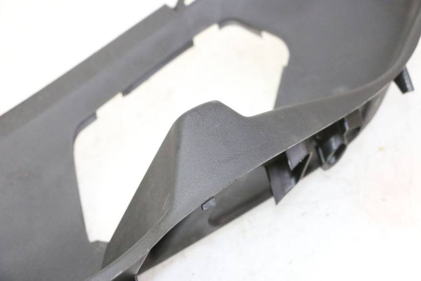 photo de CARENA PEDANA SINISTRA PIAGGIO MP3 RL 250 (2006 - 2010) - Dettaglio del componente