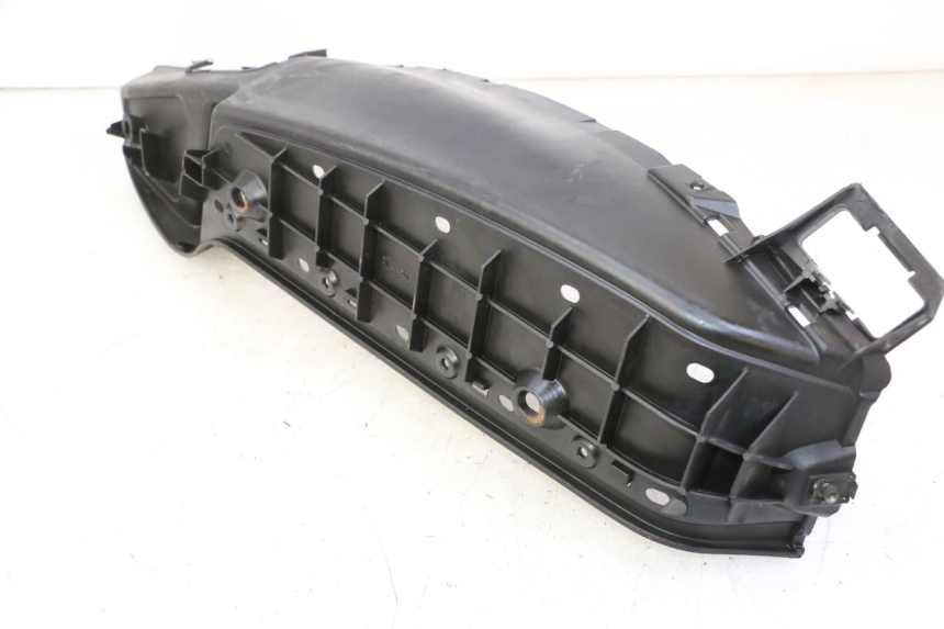 photo de CARENA PEDANA SINISTRA PIAGGIO MP3 RL 250 (2006 - 2010) - Zoom sullo stato d'uso