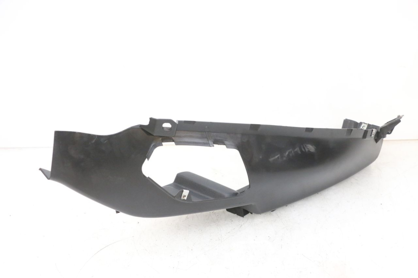 photo de CARENA PEDANA SINISTRA PIAGGIO MP3 RL 250 (2006 - 2010) - Vista d'insieme del prodotto