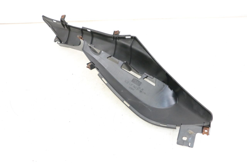 photo de CARENA PEDANA SINISTRA MBK OVETTO ONE 2T 50 (2013 - 2017) - Primo piano tecnico