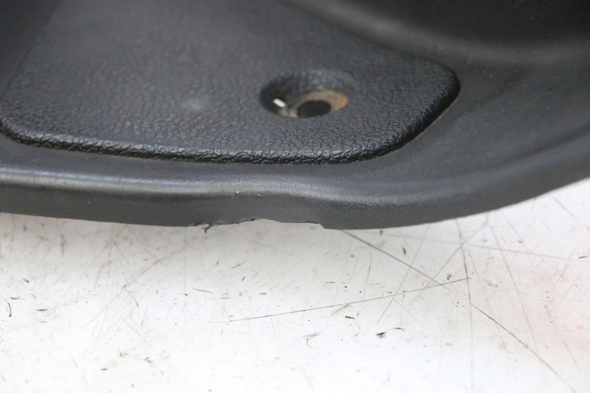 photo de MARCHE PIED SINISTRO PIAGGIO X8 125 (2004 - 2007) - Marcature e riferimenti originali