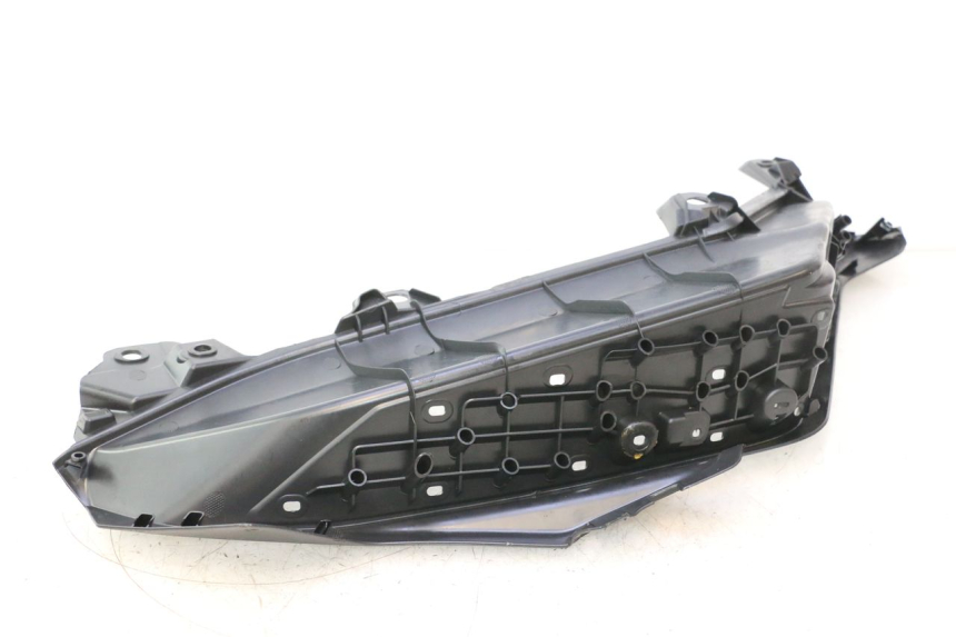 photo de CARENA PEDANA SINISTRA JM MOTORS R-MAX TECH 50 (2024 - 2026) - Stato della superficie e materiale