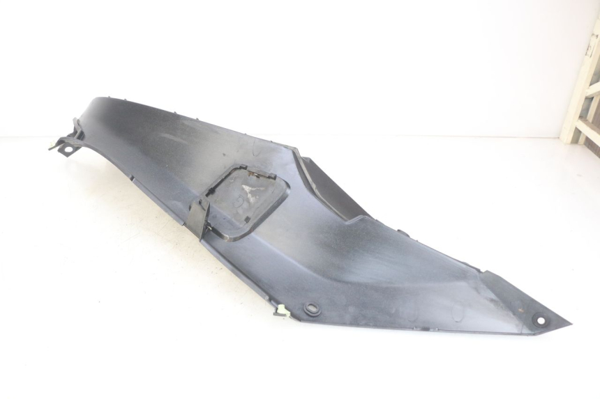 photo de PEDANA SINISTRA PEUGEOT SATELIS 125 (2010 - 2012) - Primo piano tecnico