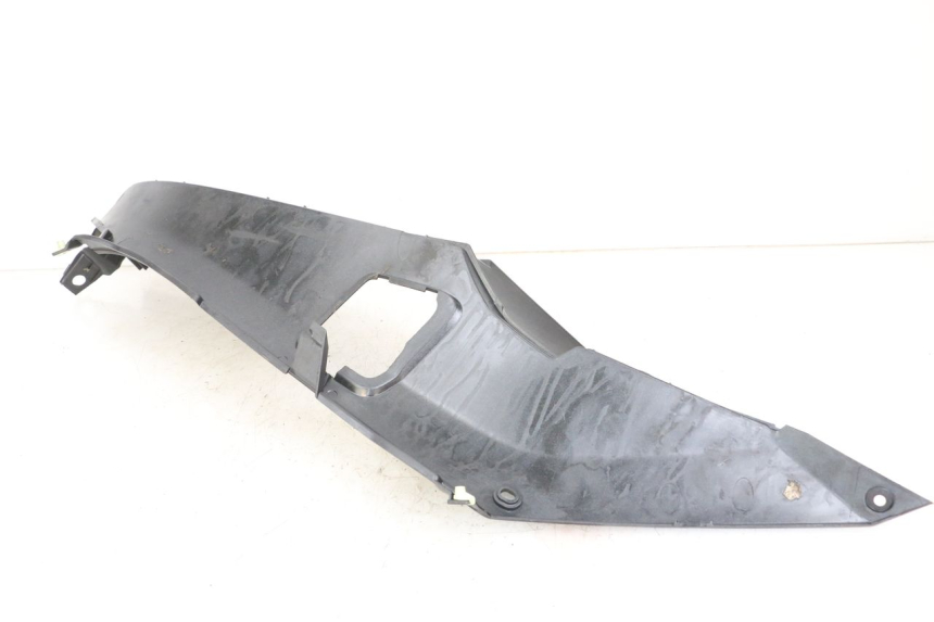 photo de PEDANA SINISTRA PEUGEOT SATELIS 125 (2006 - 2009) - Zoom sullo stato d'uso