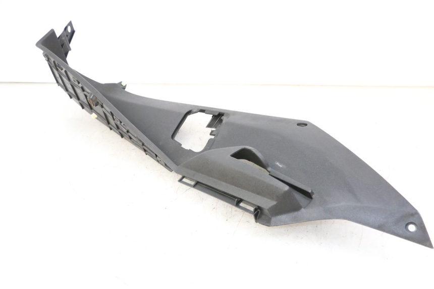 photo de CARENA PEDANA SINISTRA PEUGEOT SATELIS 125 (2013 - 2018) - Vista d'insieme del prodotto