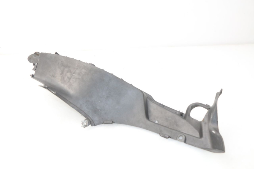 photo de Pedana sinistra APRILIA SCARABEO GT 125 (1999 - 2007) - Zoom sullo stato d'uso