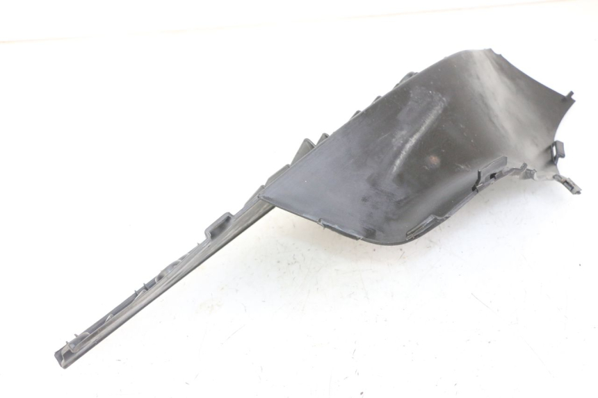 photo de CARENA PEDANA SINISTRA APRILIA SCARABEO GT TOURING 125 (1999 - 2005) - Dettaglio del componente