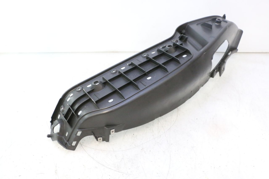 photo de CARENA PEDANA SINISTRA PIAGGIO X8 STREET 125 (2006 - 2007) - Ricambio usato controllato