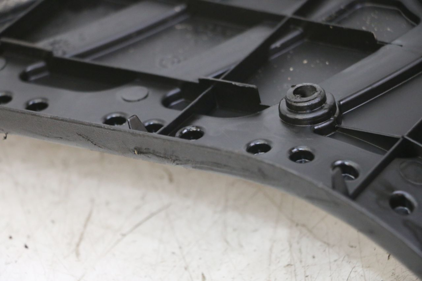 photo de CARENA PEDANA GILERA STALKER 50 (1997 - 2005) - Dettaglio del componente