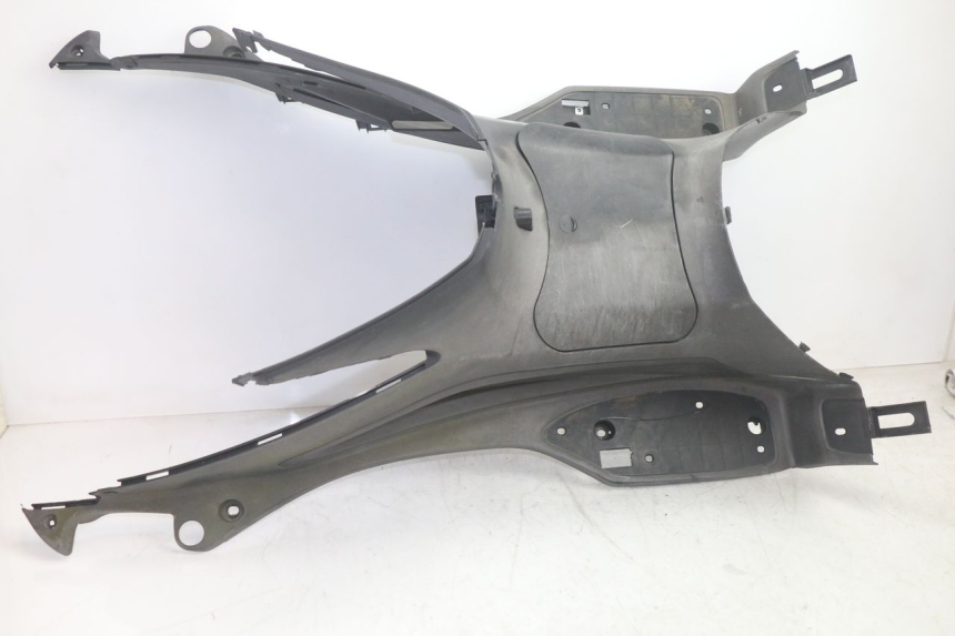 photo de CARENA PEDANA SYM GTS EVO 125 (2009 - 2013) - Dettaglio del componente