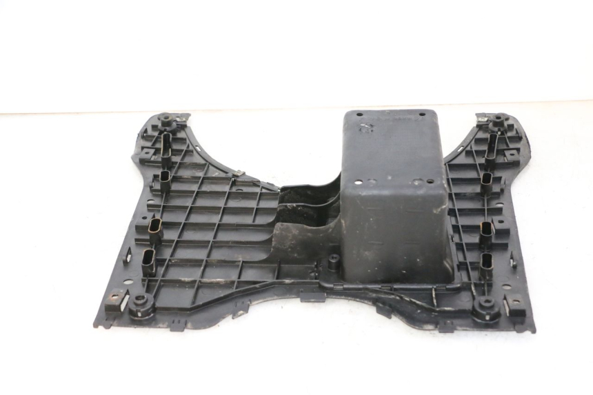 photo de CARENA PEDANA DAELIM HISTORY 125 (2001 - 2002) - Dettagli dei punti di fissaggio