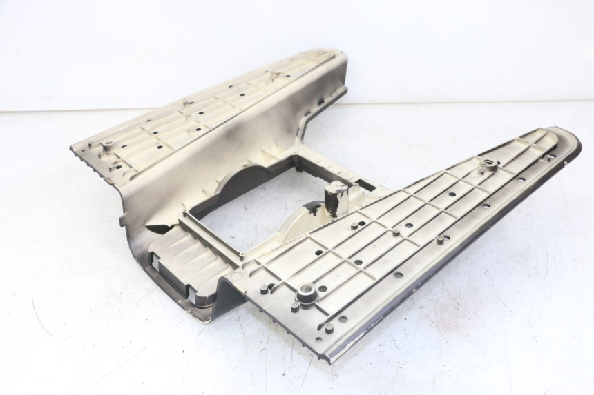 photo de CARENA PEDANA JM MOTORS VX 125 (2022 - 2025) - Altra angolazione