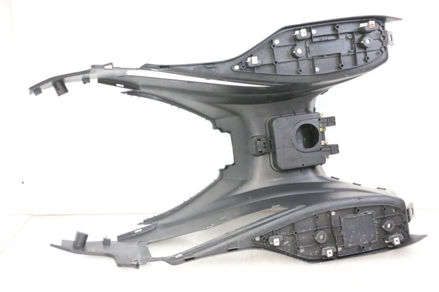 photo de CARENA PEDANA SYM JOYMAX 125 (2010 - 2017) - Primo piano tecnico