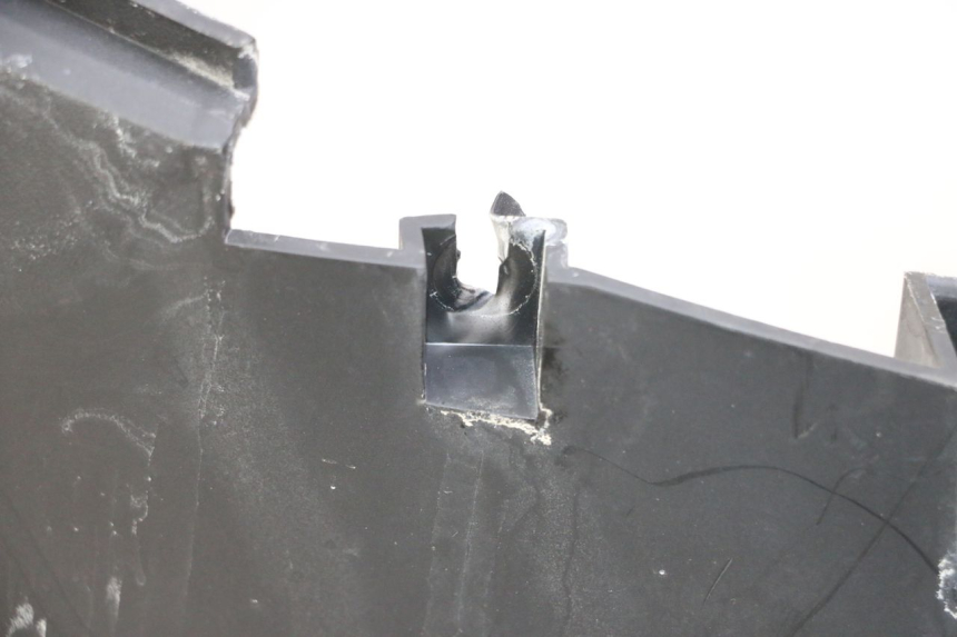 photo de CARENA PEDANA SYM JOYMAX 125 (2010 - 2017) - Marcature e riferimenti originali