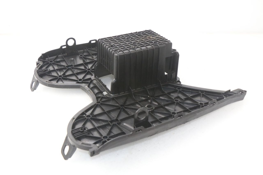 photo de Pedana PEUGEOT KISBEE 2T 50 (2010 - 2017) - Dettaglio del componente