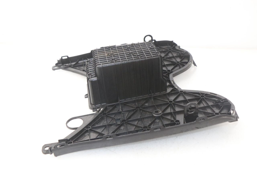 photo de Pedana PEUGEOT KISBEE 2T 50 (2010 - 2017) - Zoom sullo stato d'uso