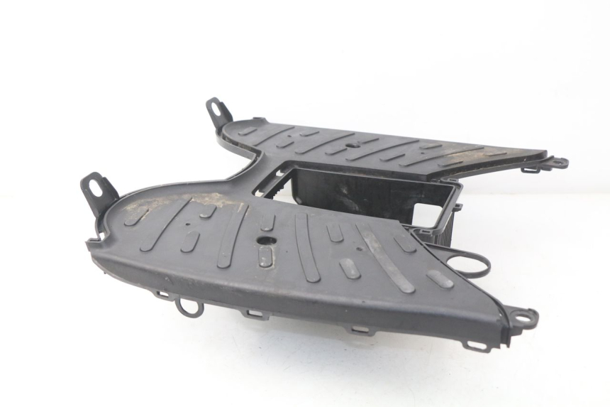 photo de Pedana PEUGEOT KISBEE 2T 50 (2010 - 2017) - Altra angolazione