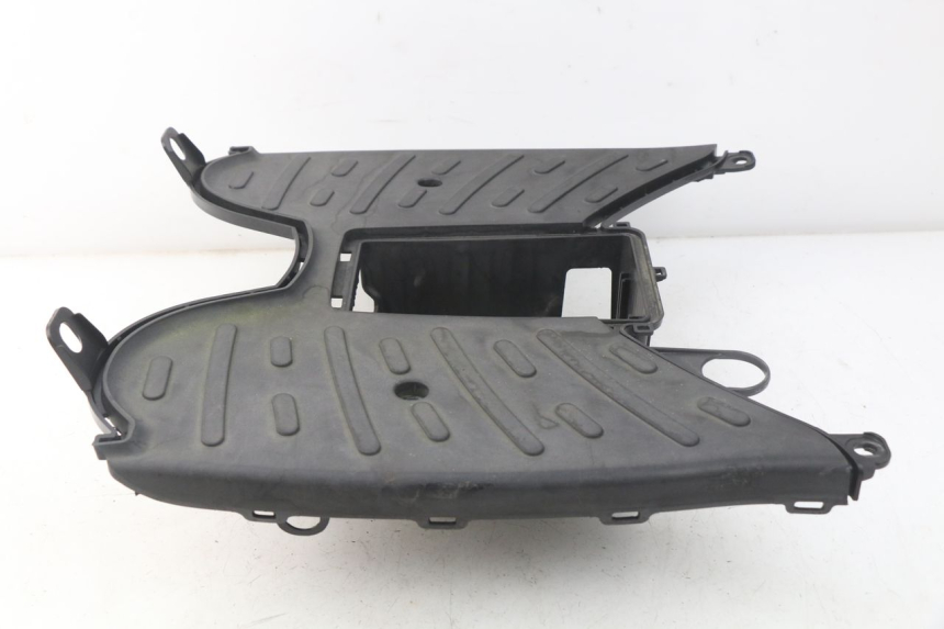 photo de Pedana PEUGEOT KISBEE 2T 50 (2010 - 2017) - Dettaglio del componente