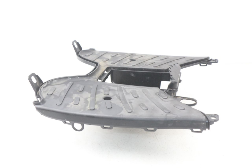 photo de Pedana PEUGEOT KISBEE 2T 50 (2010 - 2017) - Vista d'insieme del prodotto