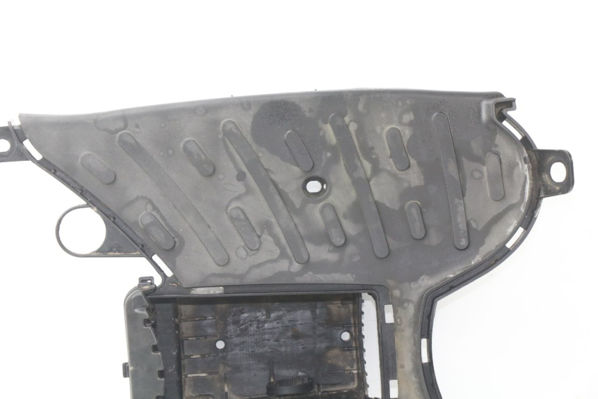 photo de Pedana PEUGEOT KISBEE 2T 50 (2010 - 2017) - Ricambio usato controllato