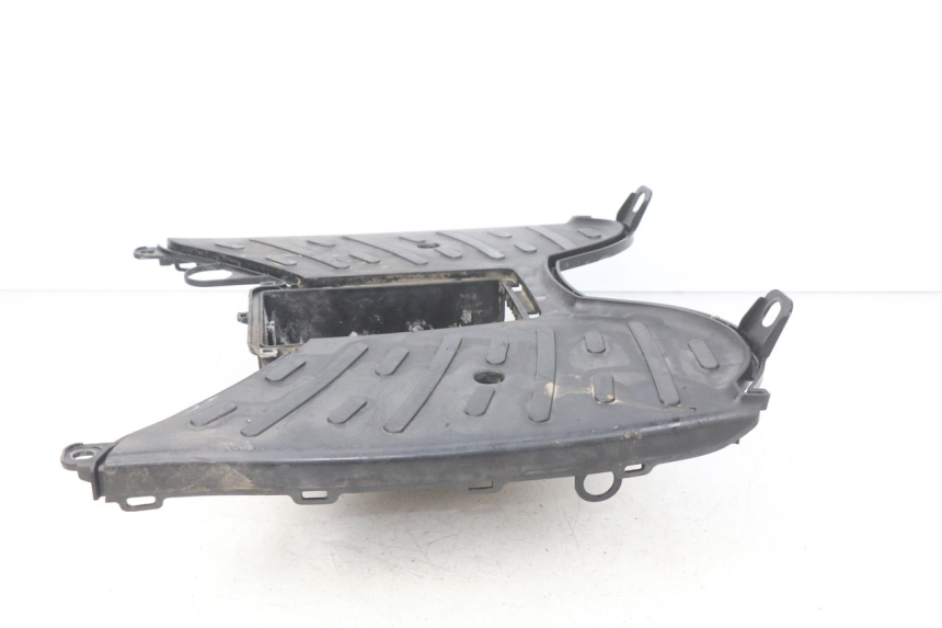 photo de Pedana PEUGEOT KISBEE 2T 50 (2010 - 2017) - Primo piano tecnico