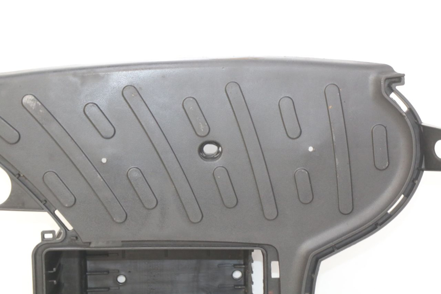 photo de PEDANA PEUGEOT KISBEE 2T 50 (2018 - 2022) - Ricambio usato controllato