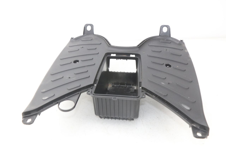 photo de MARCHE PIED PEUGEOT KISBEE 4T 50 (2018 - 2022) - Dettagli dei punti di fissaggio