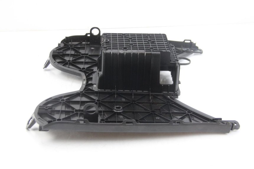 photo de MARCHE PIED PEUGEOT KISBEE 4T 50 (2018 - 2022) - Altra angolazione