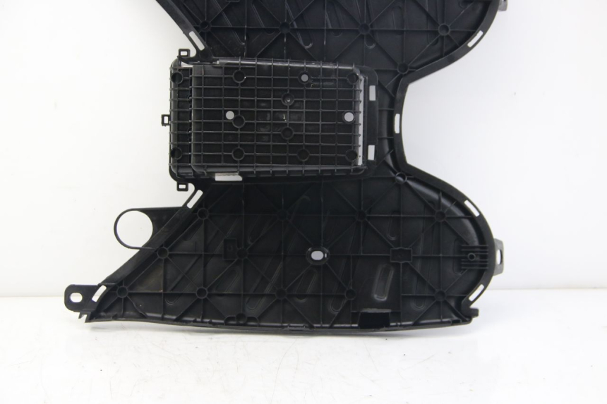 photo de MARCHE PIED PEUGEOT KISBEE 4T 50 (2018 - 2022) - Dettaglio del componente