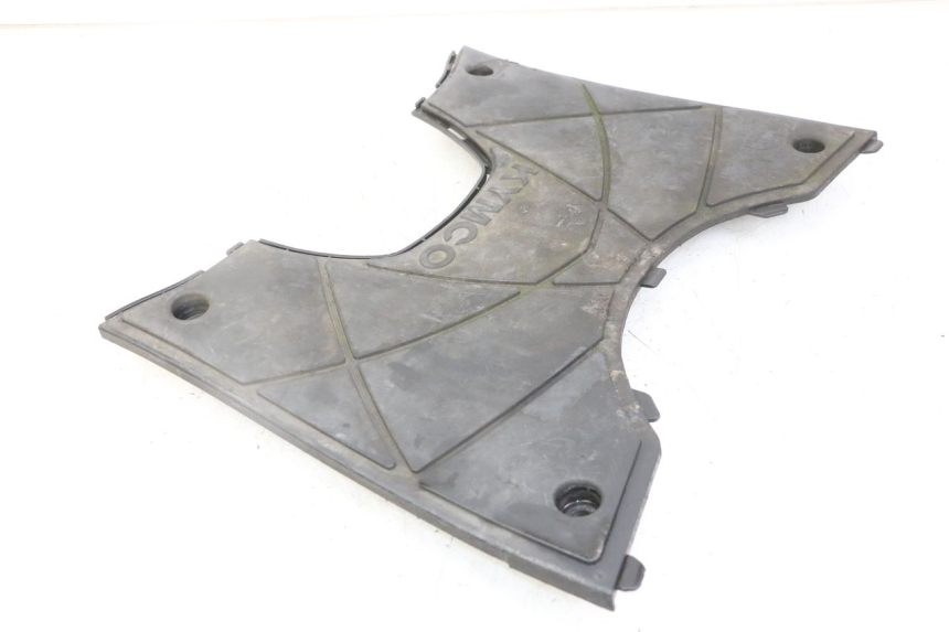 photo de Pedana KYMCO DINK 4T 50 (2007 - 2018) - Zoom sullo stato d'uso