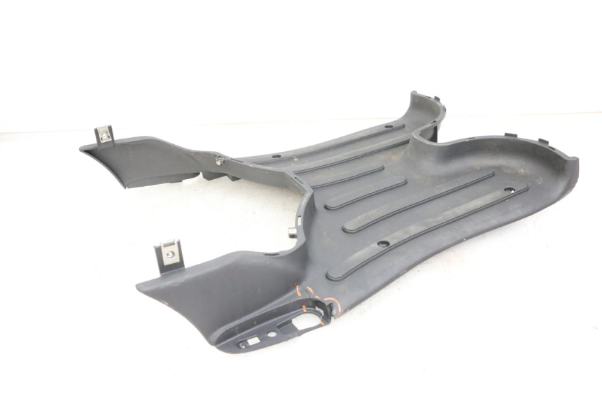 photo de PEDANE PIAGGIO LIBERTY 4T 50 (2004 - 2008) - Dettagli dei punti di fissaggio