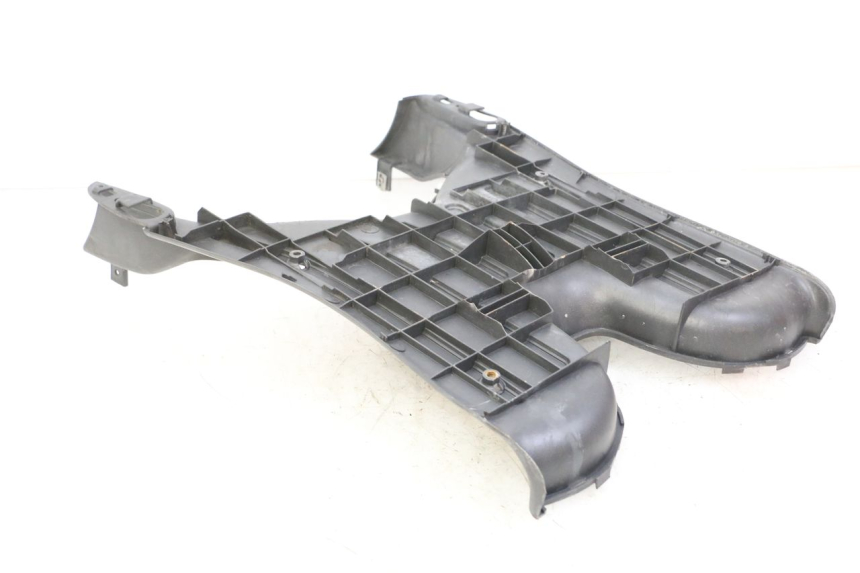 photo de CARENA PEDANA PIAGGIO LIBERTY 4T 50 (2009 - 2015) - Primo piano tecnico