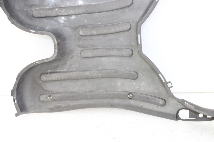 photo de CARENA PEDANA PIAGGIO LIBERTY 4T 50 (2009 - 2015) - Stato della superficie e materiale