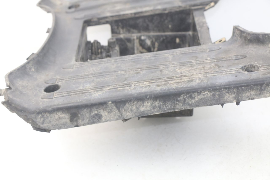 photo de Pedana KYMCO LIKE 2T 50 (2009 - 2018) - Dettagli dei punti di fissaggio