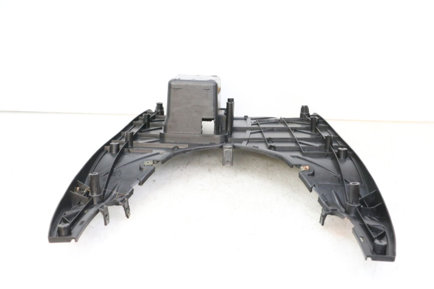 photo de CARENA PEDANA LONGJIA SHARPY 125 (2020 - 2024) - Zoom sullo stato d'uso