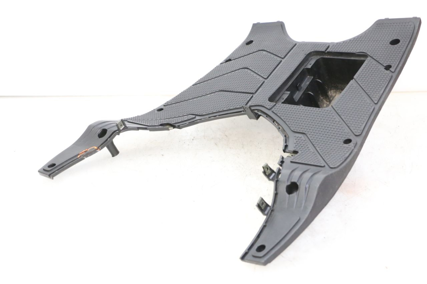 photo de CARENA PEDANA LONGJIA SHARPY 125 (2020 - 2024) - Dettagli dei punti di fissaggio