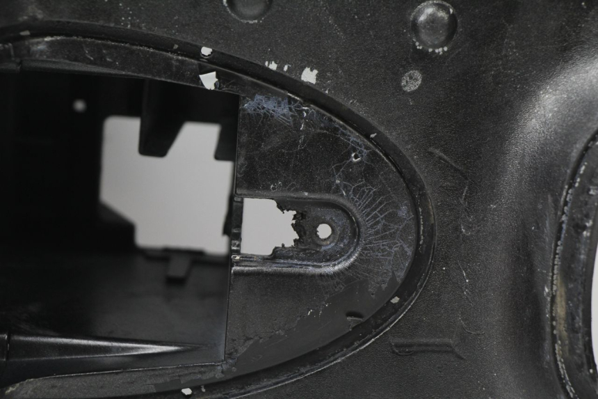 photo de Pedana PEUGEOT LOOXOR 50 (2001 - 2004) - Dettagli dei punti di fissaggio