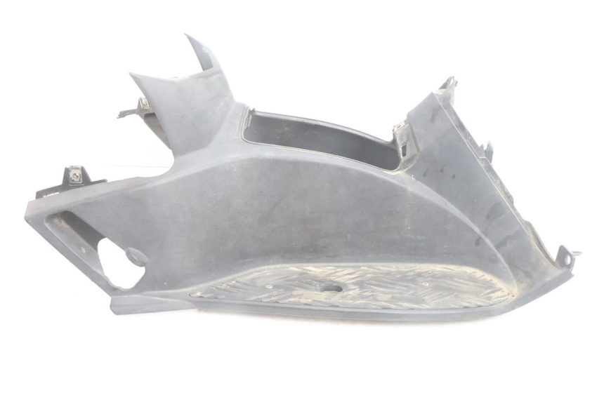 photo de CARENA PEDANA PEUGEOT LUDIX BLASTER 50 (2006 - 2014) - Dettagli dei punti di fissaggio