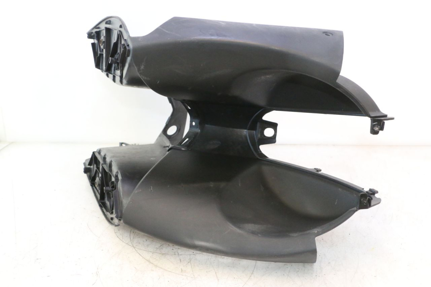 photo de CARENA PEDANA PEUGEOT LUDIX PRO 2T 50 (2010 - 2017) - Primo piano tecnico