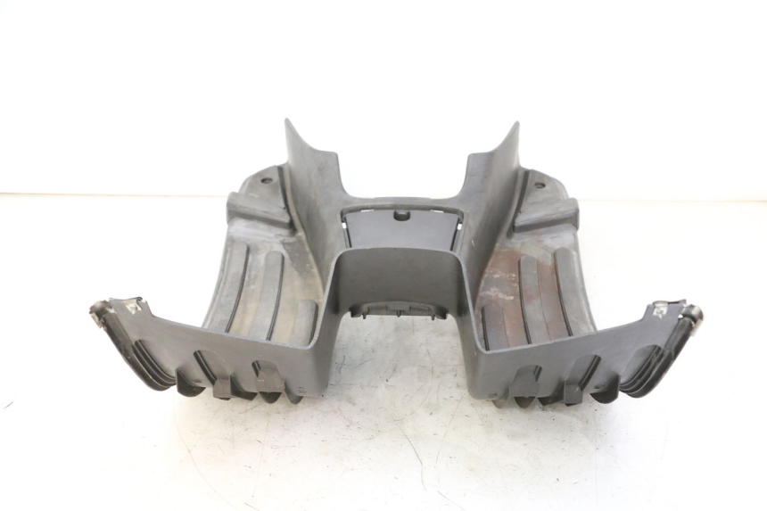 photo de CARENA PEDANA PIAGGIO LXV 4T 50 (2009 - 2013) - Zoom sui componenti