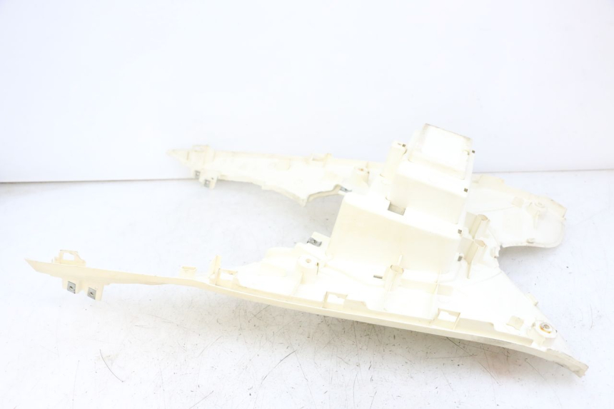 photo de Pedana SYM MIO 50 (2011 - 2017) - Dettaglio del componente