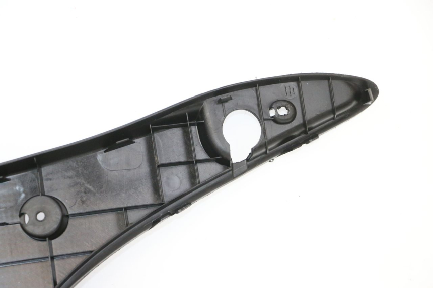 photo de CARENA PEDANA YAMAHA NEOS NEO'S 4T 50 (2008 - 2016) - Ispezione visiva dettagliata