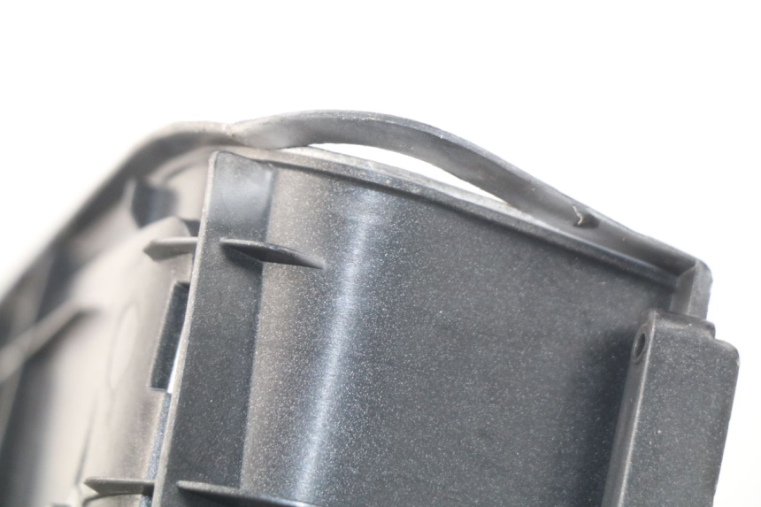 photo de CARENA PEDANA PIAGGIO NEW TYPHOON 50 (2010 - 2017) - Zoom sullo stato d'uso