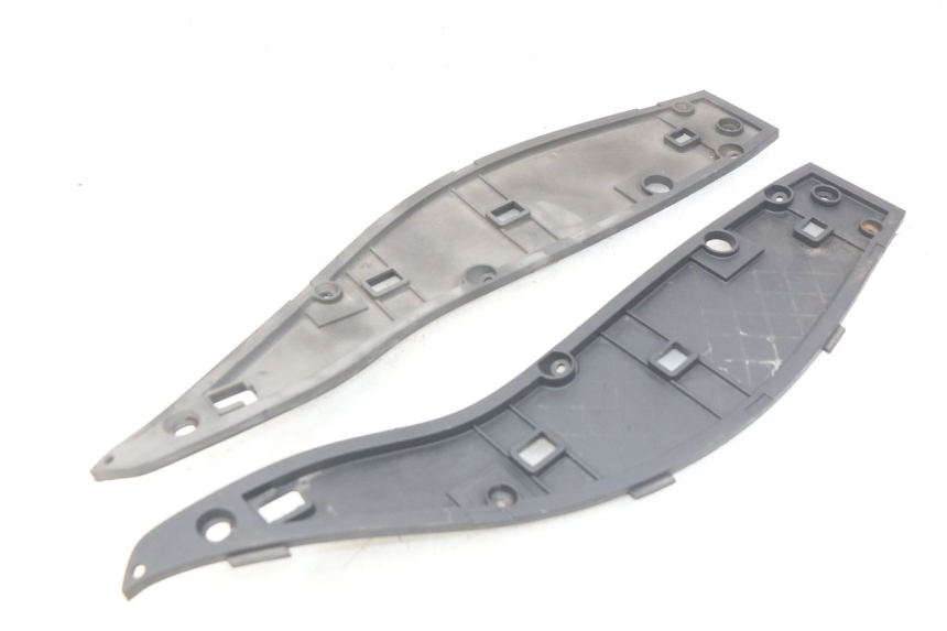 photo de MARCHE PIED GILERA NEXUS 125 (2007 - 2009) - Zoom sullo stato d'uso