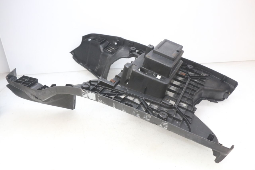 photo de MARCHE PIED SYM ORBIT 2 2T 50 (2008 - 2018) - Zoom sui componenti