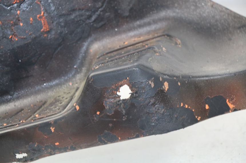 photo de Pedana SYM ORBIT 2 4T 50 (2008 - 2017) - Marcature e riferimenti originali