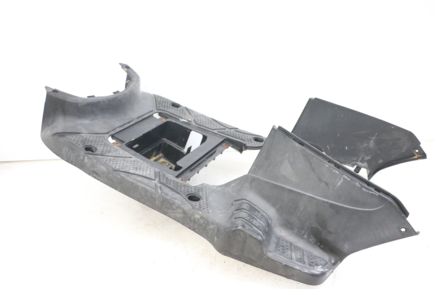 photo de CARENA PEDANA SYM ORBIT 50 (2008 - 2010) - Caratteristiche distintive