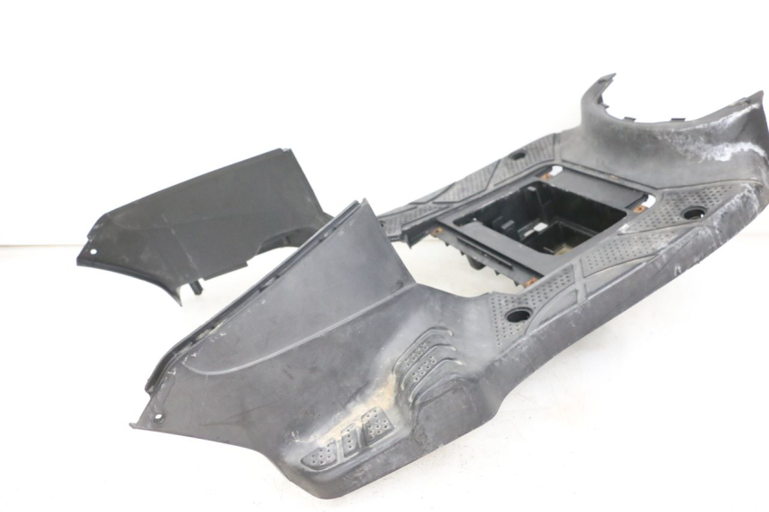 photo de CARENA PEDANA SYM ORBIT 50 (2008 - 2010) - Zoom sui componenti